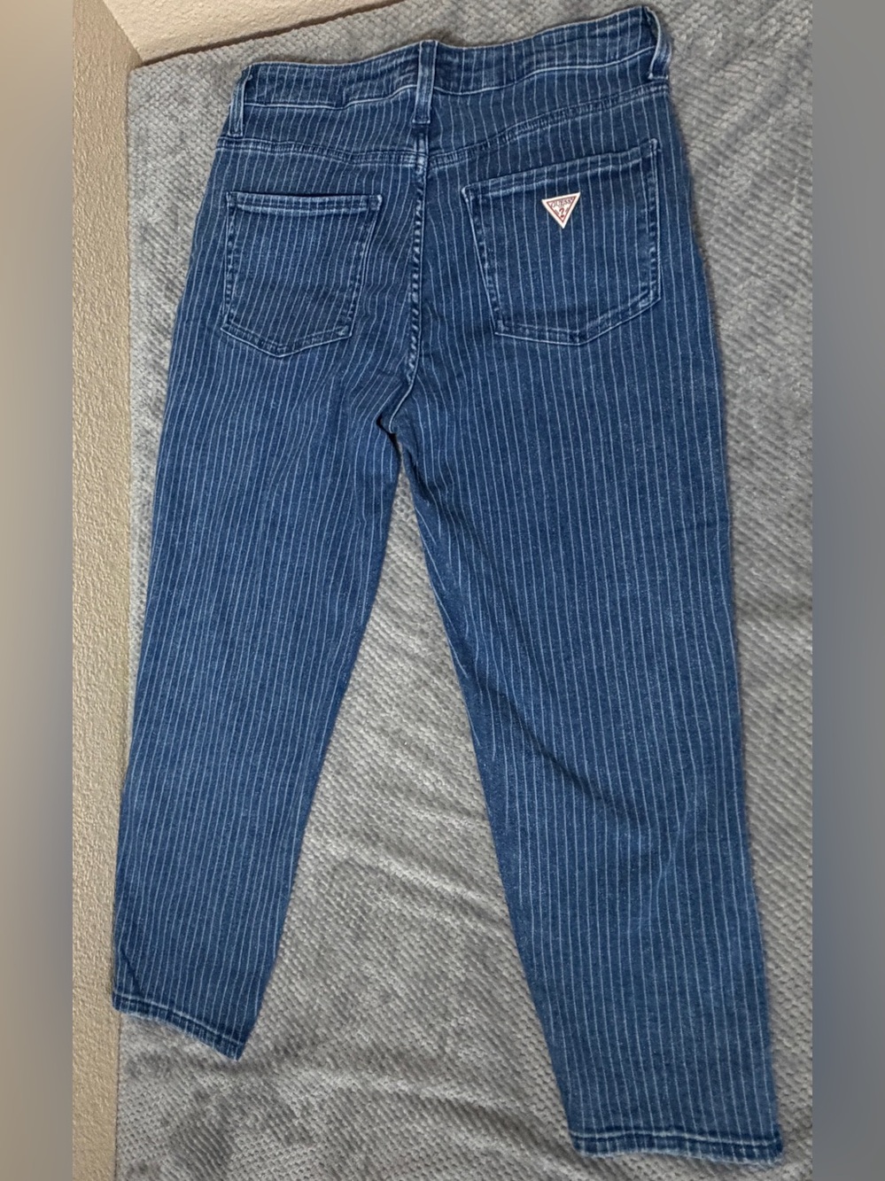 Guess Light Blue Denim pinstripe Jeans with Red Logo Tab size 27